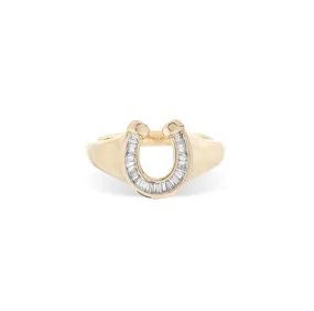 BAGUETTE HORSESHOE SIGNET