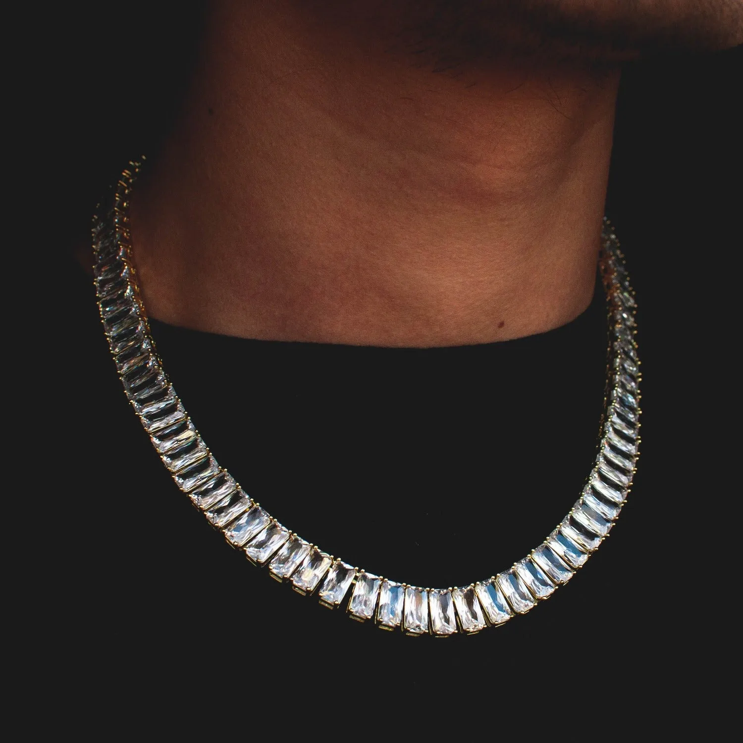 Baguette Tennis Chain in Yellow Gold