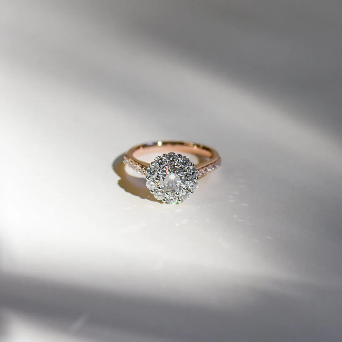 Danique | Round Brilliant Diamond Engagement Ring with Halo and Shoulder Stones