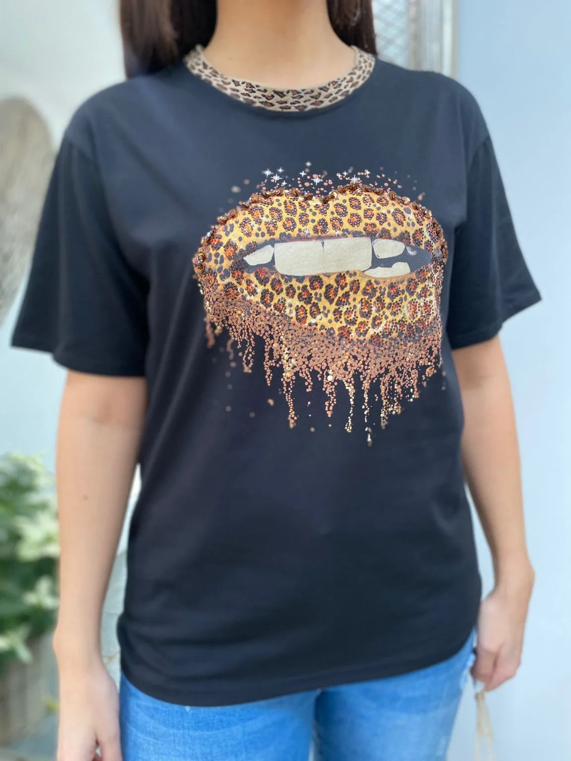 Embellished Leopard Lips Tee Bea