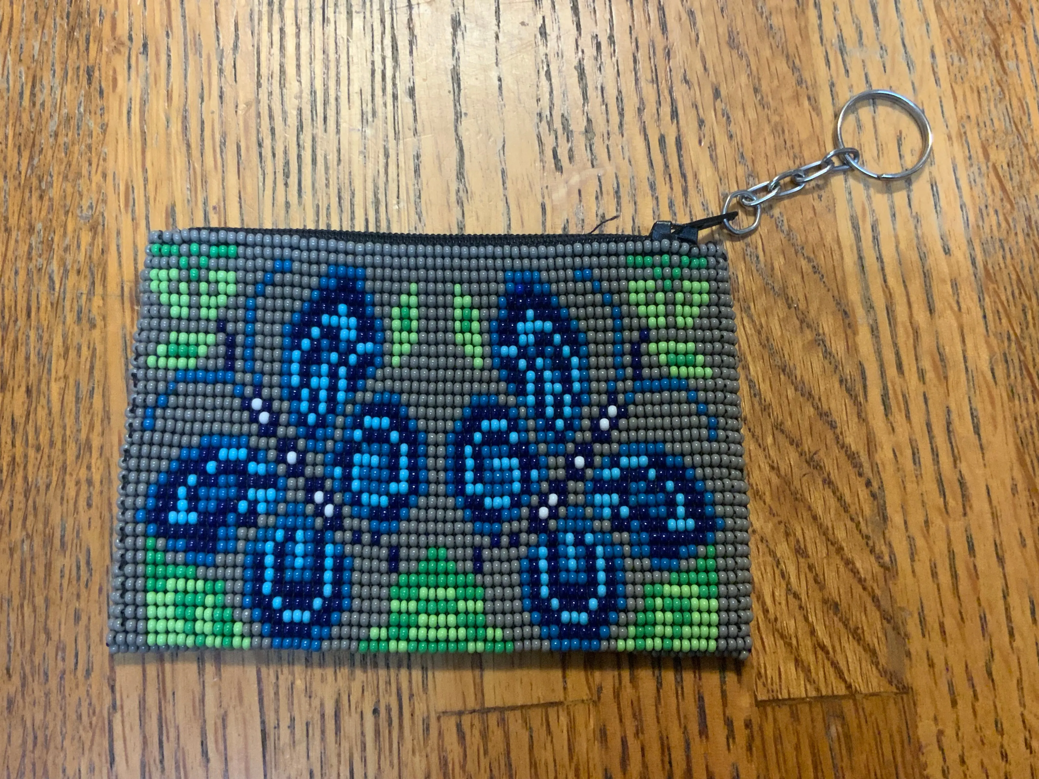 Guatemalan handcrafted glass seed bead change purse with key ring.  BZ412