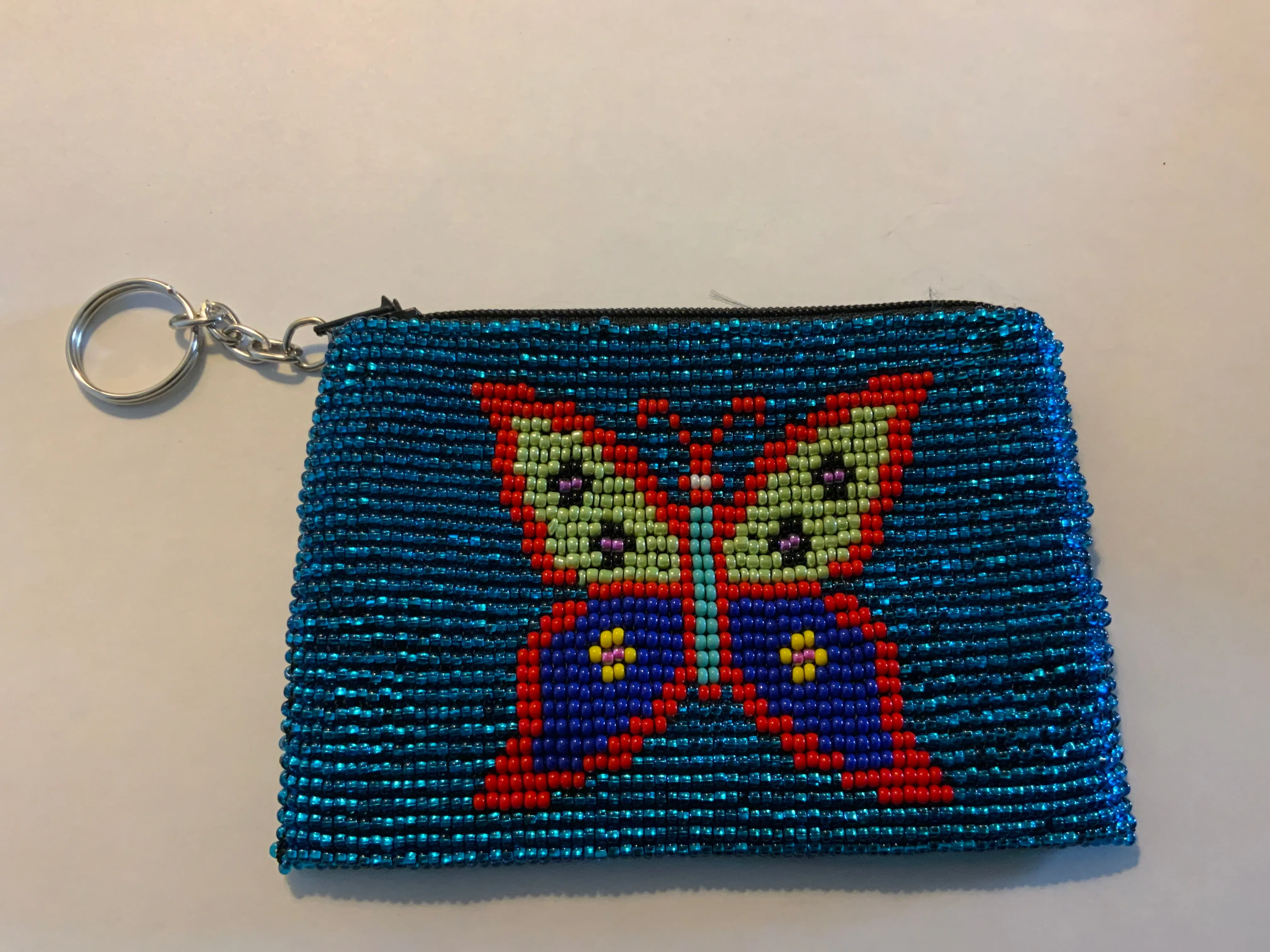 Guatemalan Pictoral handcrafted glass bead change purse with key ring.