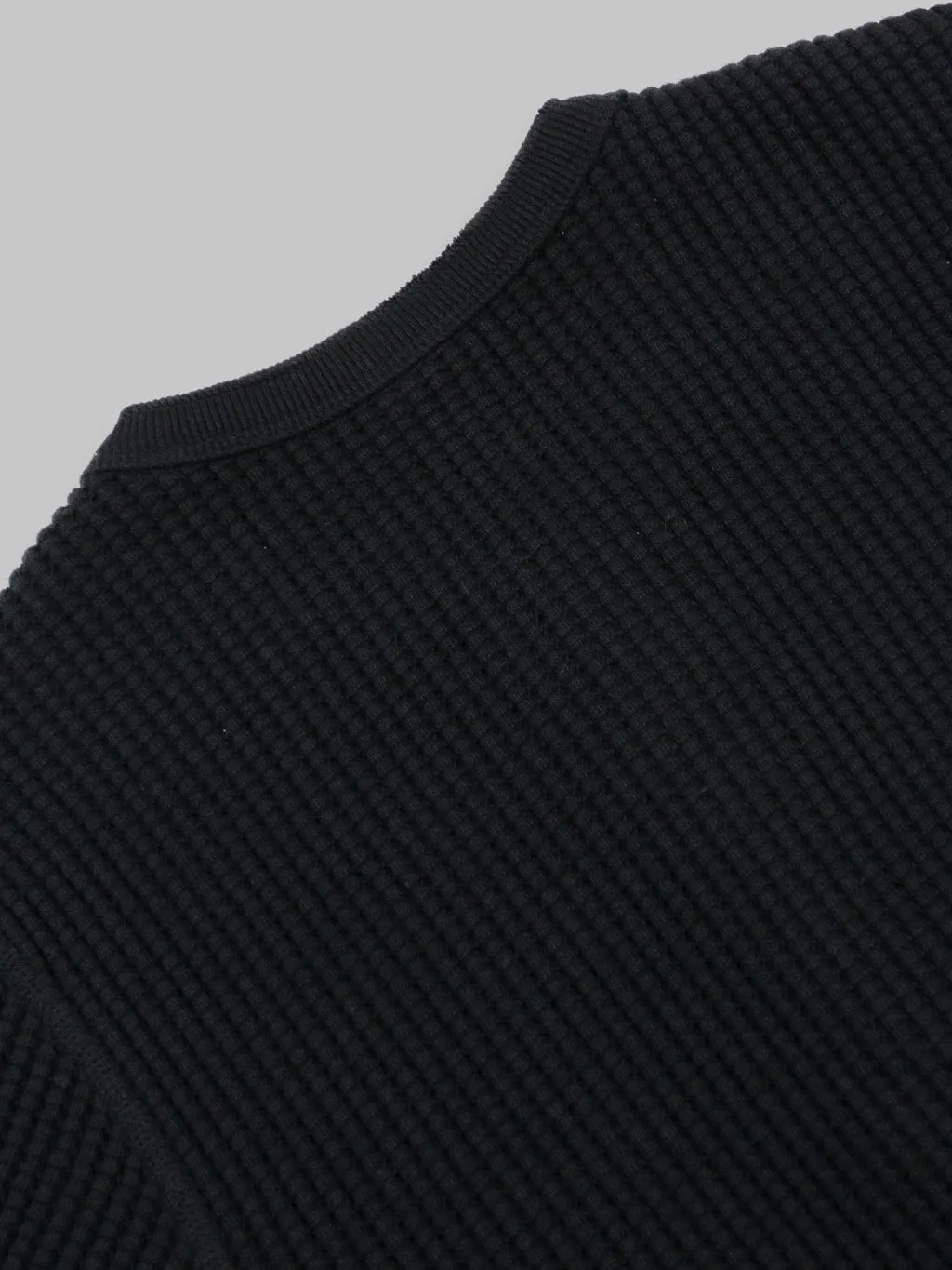 UES Thermal Big Waffle Henley T-Shirt Black